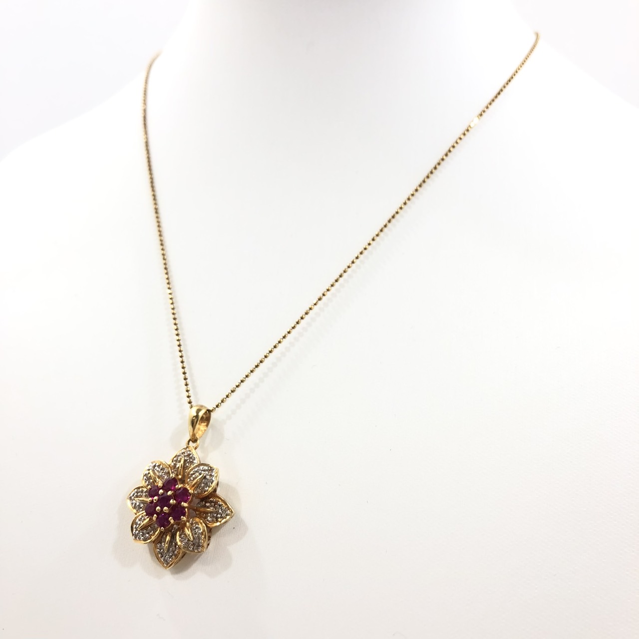 人気の K18 ルビー ダイヤ トップネックレス | 銀座屋 アクセサリー