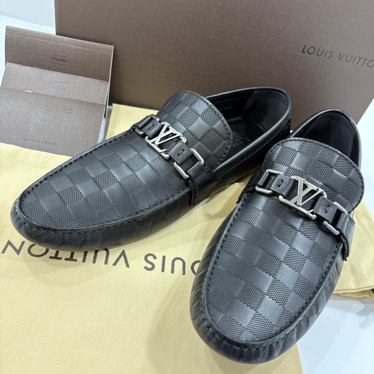 自分へのご褒美に！ Louis vuitton ルイ ヴィトン　ダミエ　シューズ 自分へのご褒美に！ Louis vuitton ルイ ヴィトン ダミエ シューズ