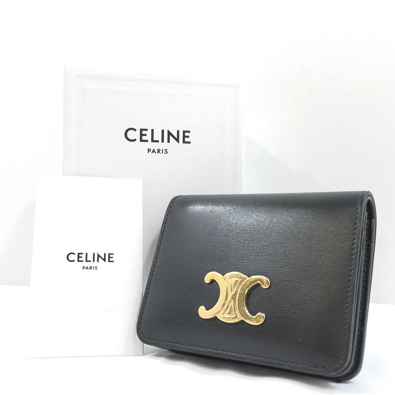 CELINE スムースカーフスキンコンパクト ウォレットトリオンフ CELINE セリーヌ トリオンフ コンパクトウォレット ブラック
