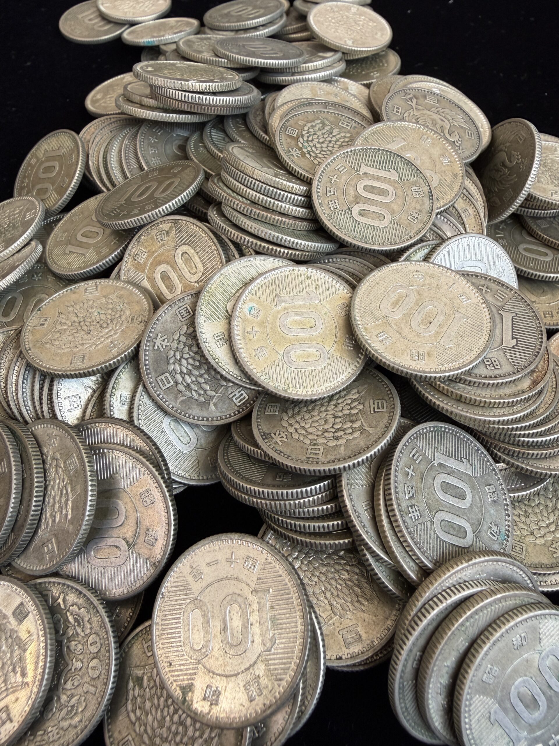 🪙【銀座屋 山科駅前店】100円銀貨（旧百円玉・記念硬貨）を大量買取