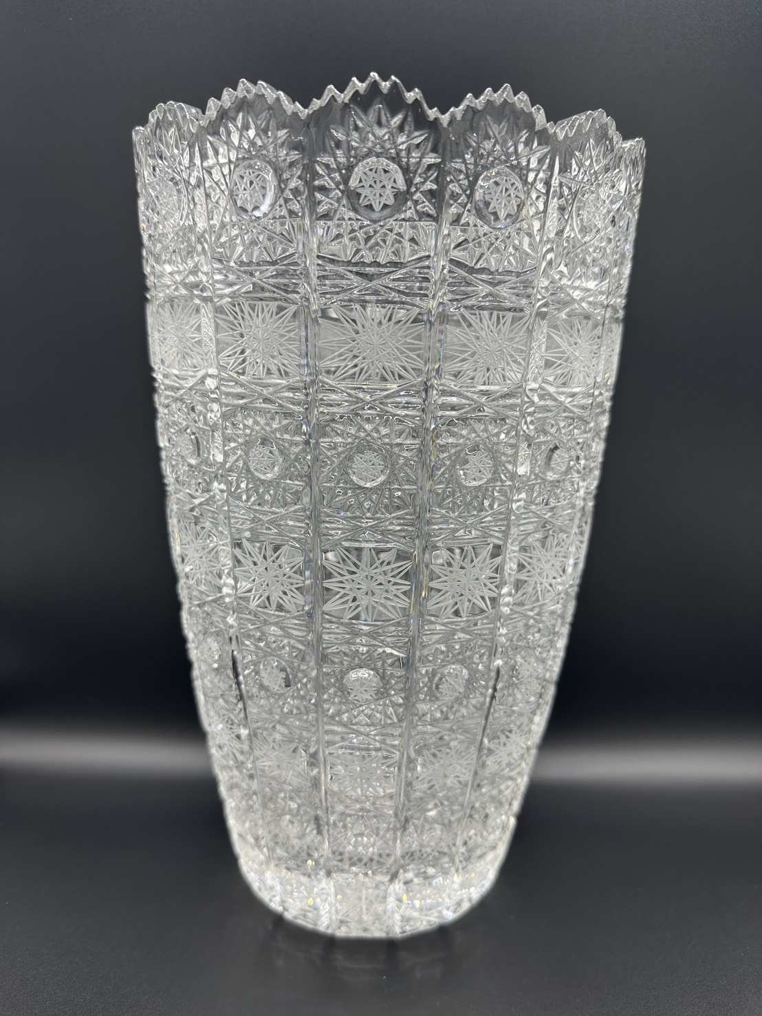 激安！新品。高級ガラスブランド！BOHEMIA クリスタリア インテリア花瓶 銀座屋 山科駅前店】美しい輝き！ボヘミアガラス（BOHEMIA GLASS