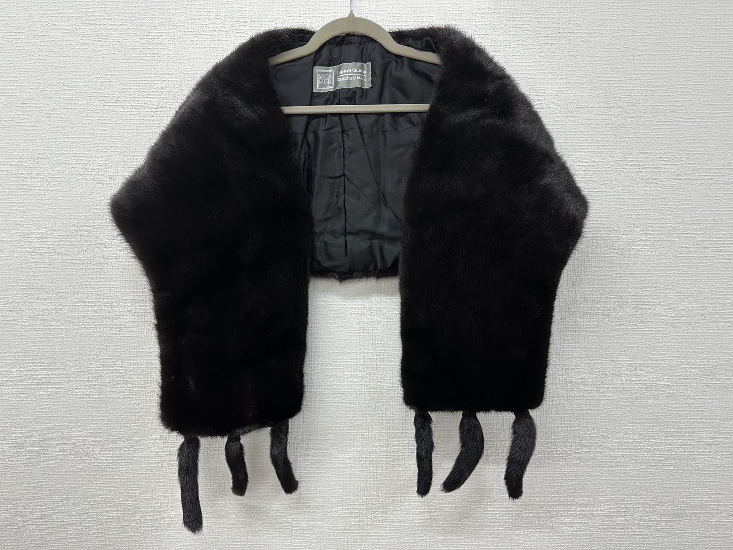 ☆美品サガブラックミンク☆おリボン付きショール 銀座屋 八幡東店】SAGAMINK（サガミンク）の高級ミンクショールを高価