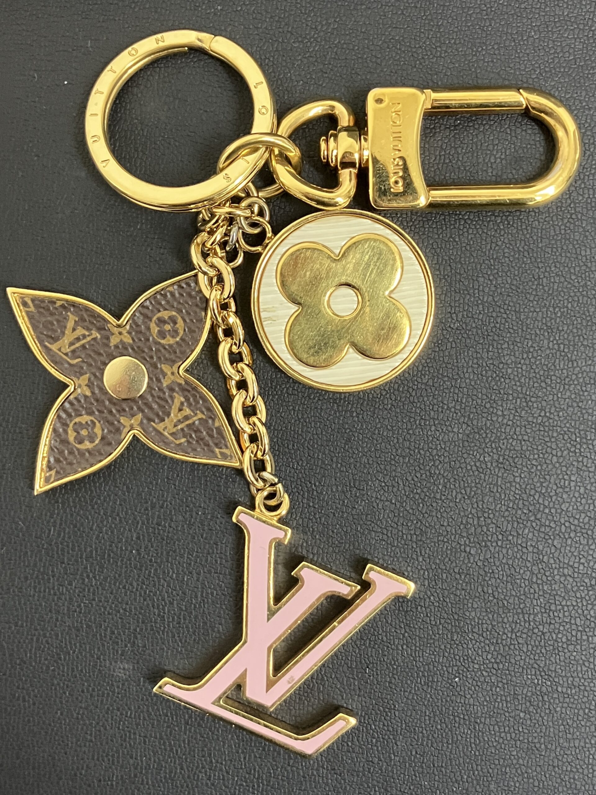 ✨【ルイヴィトン バッグチャームをお買取りさせていただきました