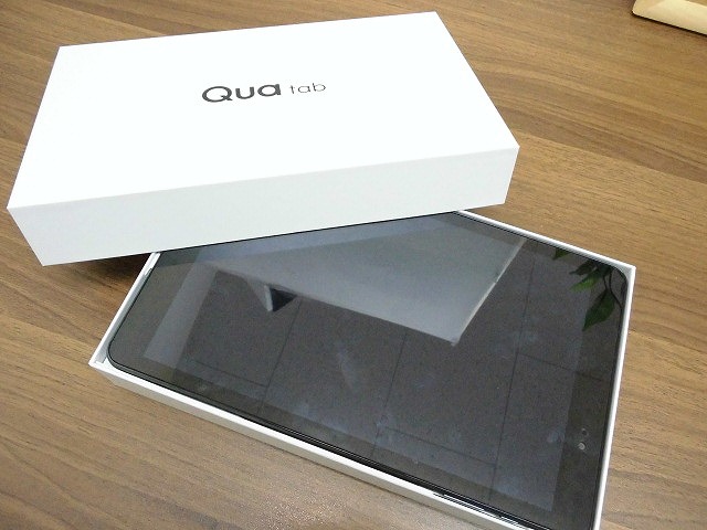 タブレット　au　QUA02　HWT31　お買取致しました。 写真1