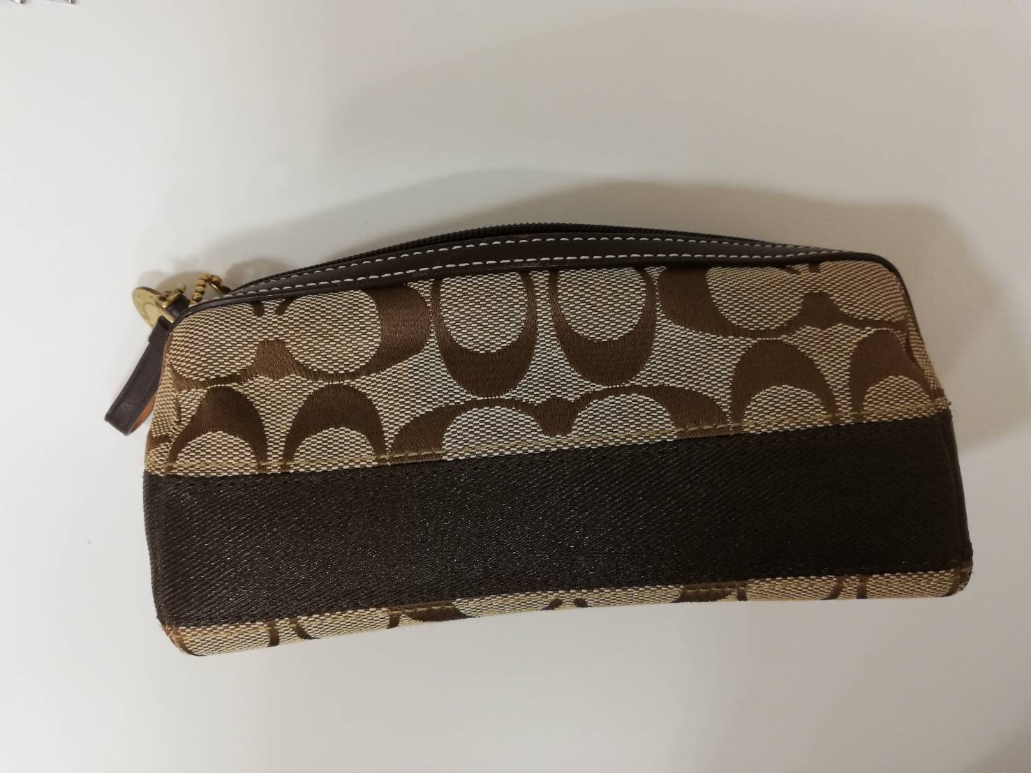 コーチ Coach ポーチお買取り致しました 銀座屋 店舗一覧