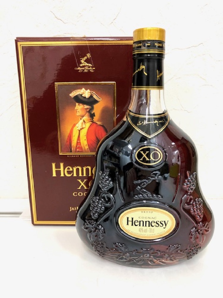 ヘネシー/HennessyXO クリアボトル 金キャップお買取り致しました。 写真1