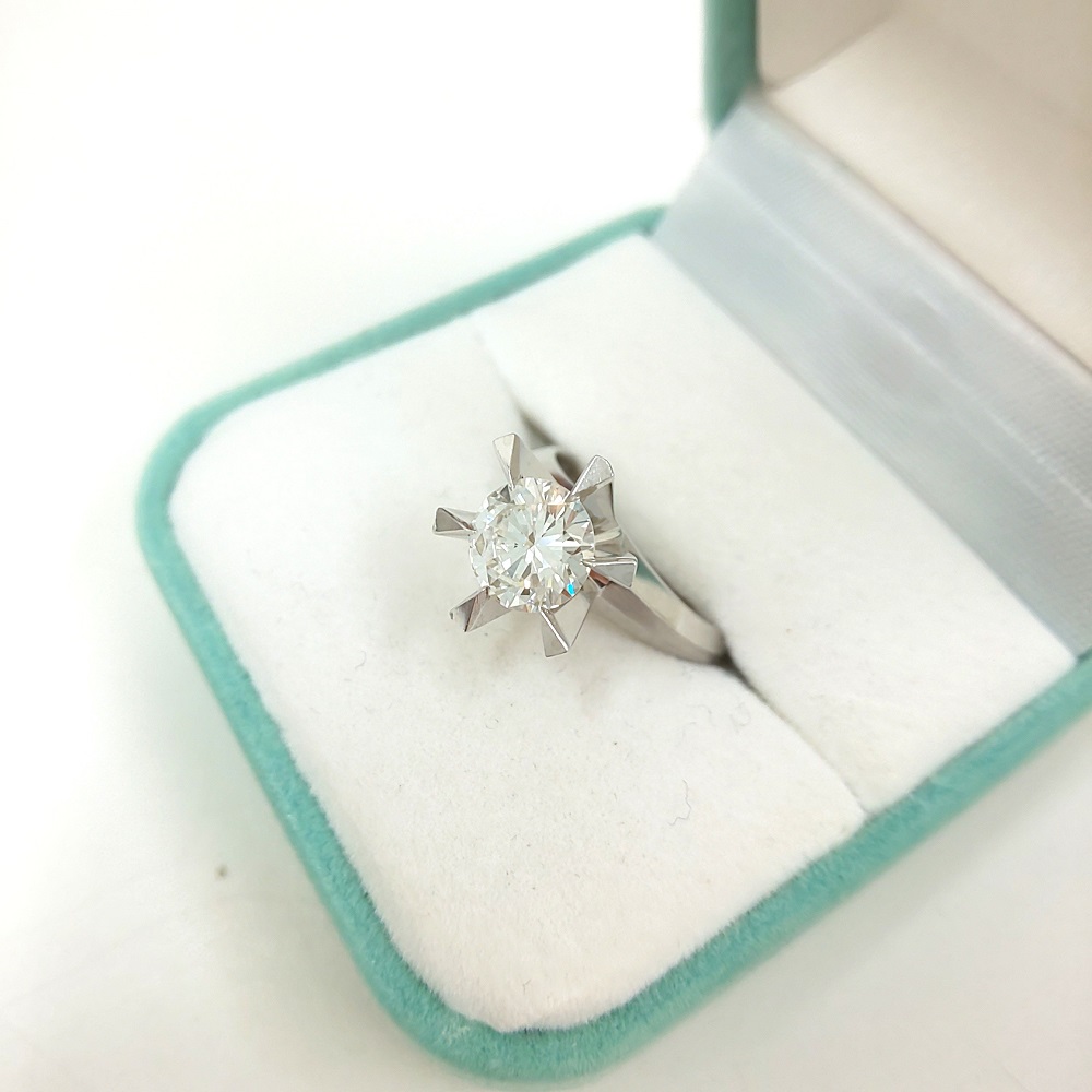pt900ダイヤモンドリングお買取りしました。 写真1