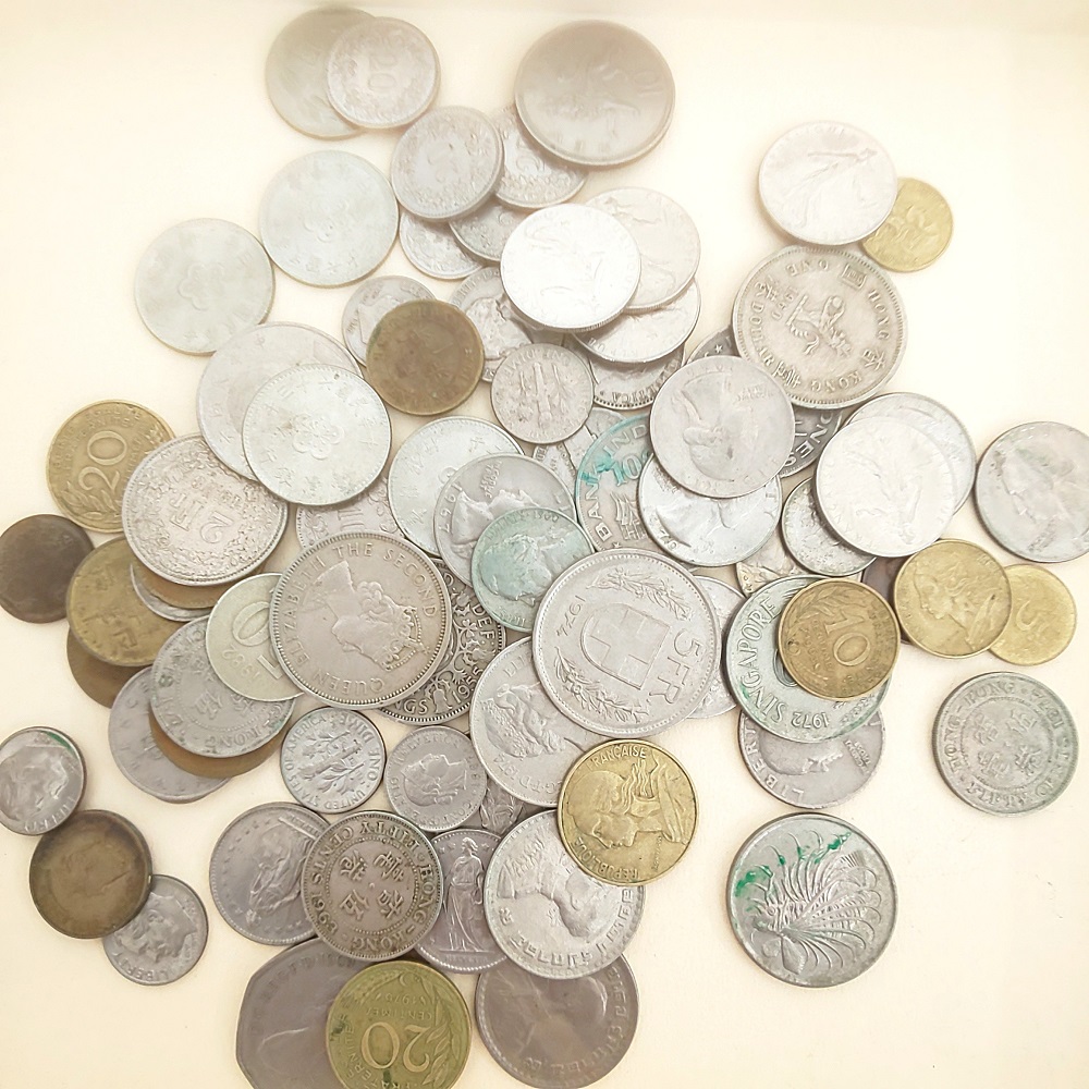 外国コインをまとめてお買取りしました。 写真1