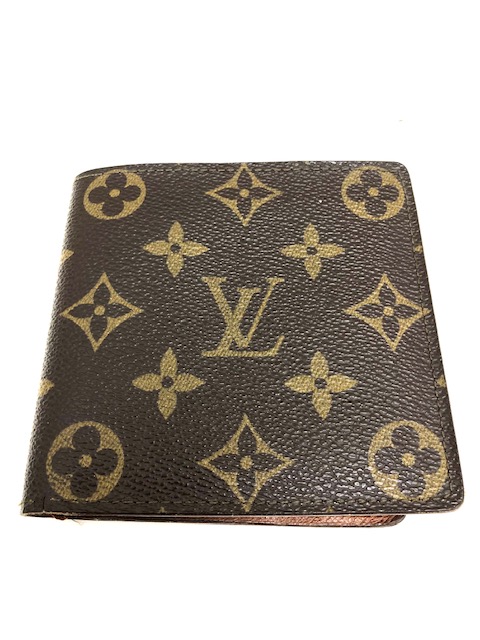 Louis Vuitton/ルイヴィトン 二つ折り財布をお買取りしました。 写真1